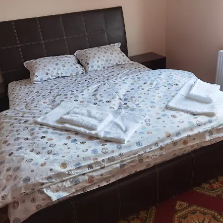 게스트하우스 винарна-славовица Kalugerovo