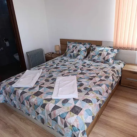 винарна-славовица 게스트하우스 *