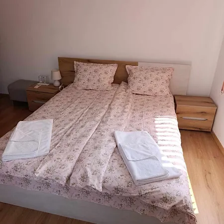 винарна-славовица Πανσιόν