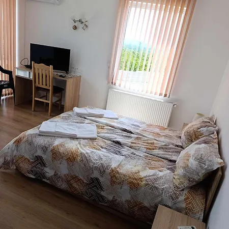 винарна-славовица 게스트하우스